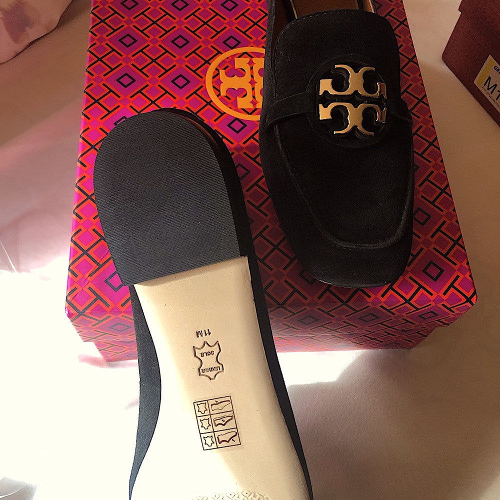 Women designer shoes  size 11